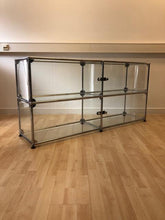 Lade das Bild in den Galerie-Viewer, Sideboard Vitrine
